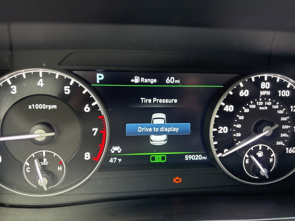 Used 2018 Genesis G90 3.3T Premium image 10