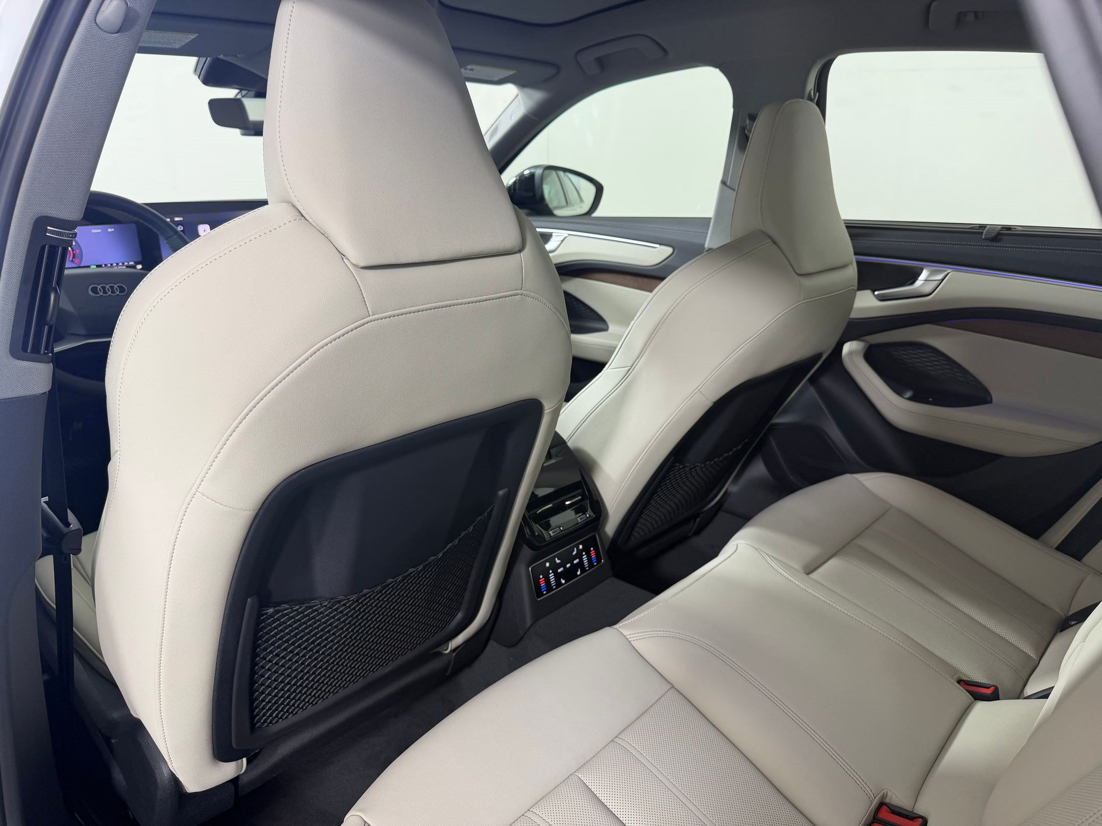 New 2026 Audi A6 Premium Plus AWD/4WD image 15