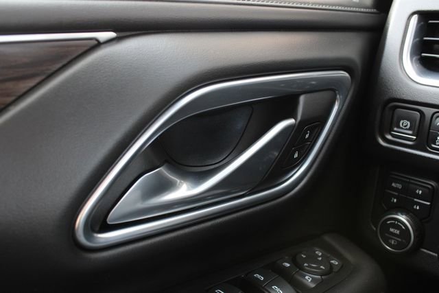 Used 2022 Chevrolet Tahoe Z71 w/ Off-Road Capability Package AWD/4WD image 6