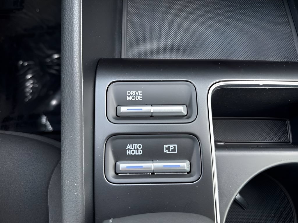 Used 2025 Hyundai Sonata SEL FWD image 23
