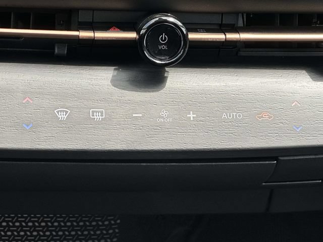 Used 2023 Nissan Ariya FWD image 19
