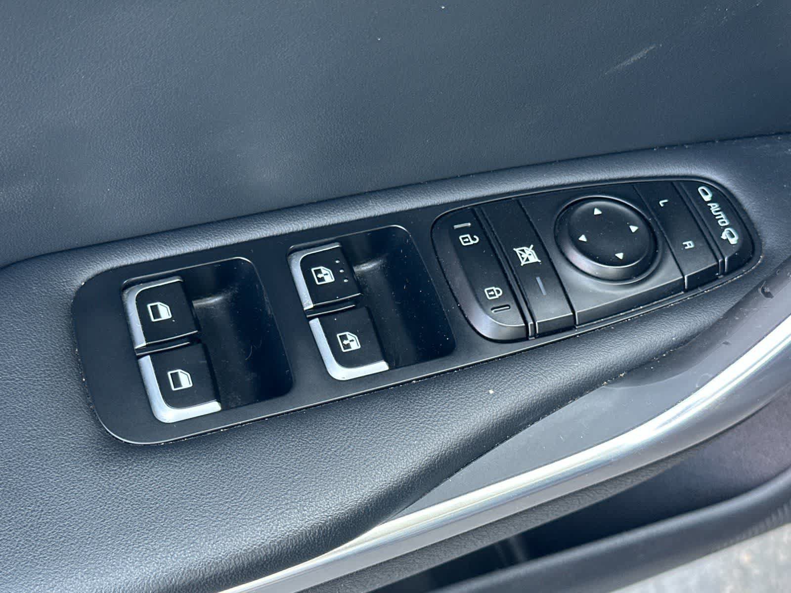 Used 2019 Kia Stinger Premium RWD image 14