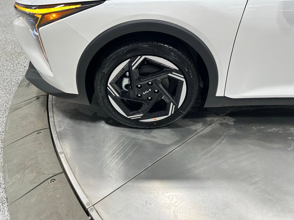 New 2026 Kia K4 EX image 26