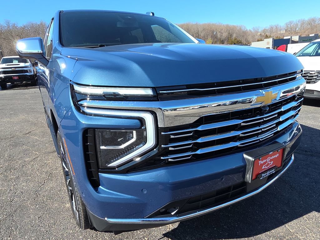 New 2026 Chevrolet Tahoe Premier w/ Sun And Tow Package AWD/4WD image 11