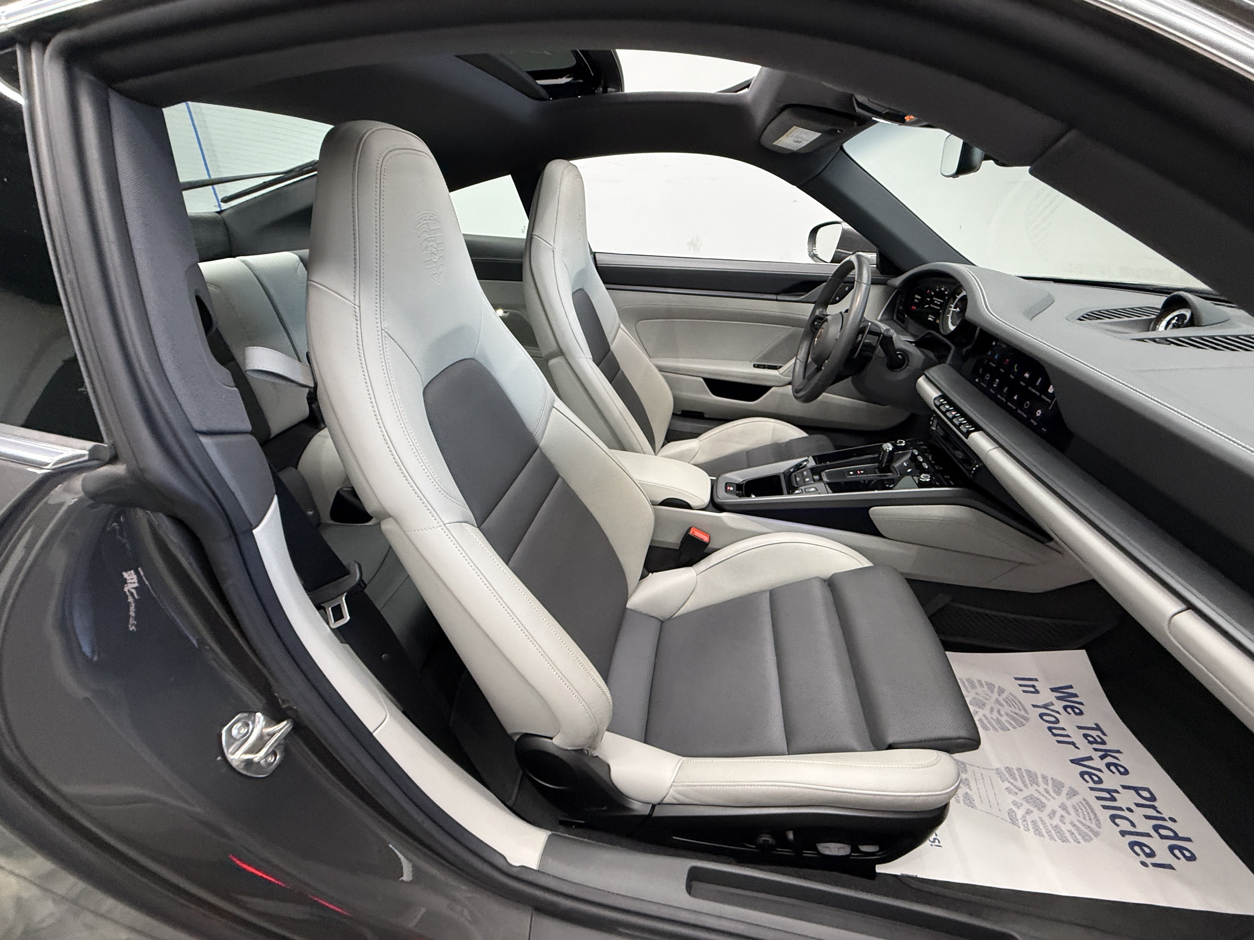 Used 2024 Porsche 911 Carrera 4S AWD/4WD image 27
