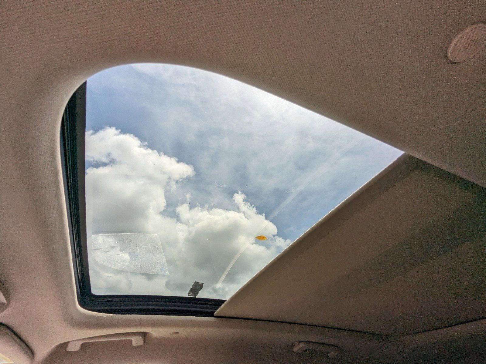 Certified 2023 Lincoln Nautilus Reserve w/ Equipment Group 202A image 22