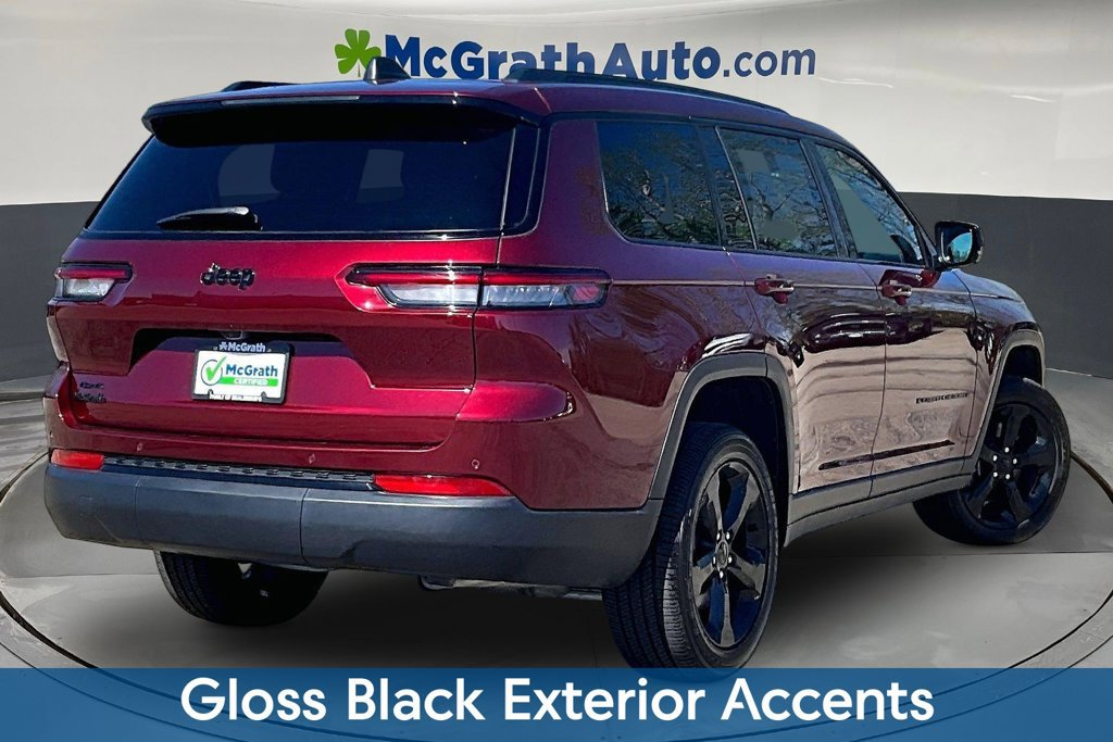 Used 2025 Jeep Grand Cherokee L Laredo AWD/4WD image 8