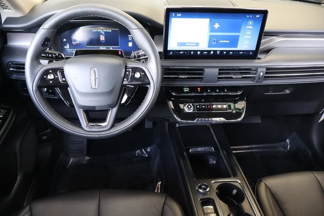 New 2025 Lincoln Corsair Reserve w/ Equipment Group 202A AWD/4WD image 16