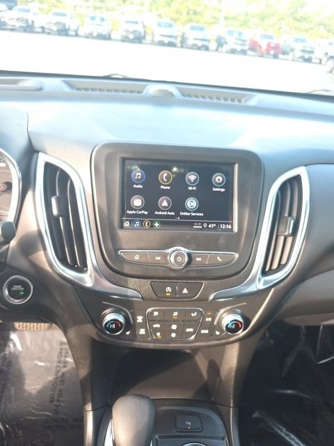 Used 2022 Chevrolet Equinox LT image 19