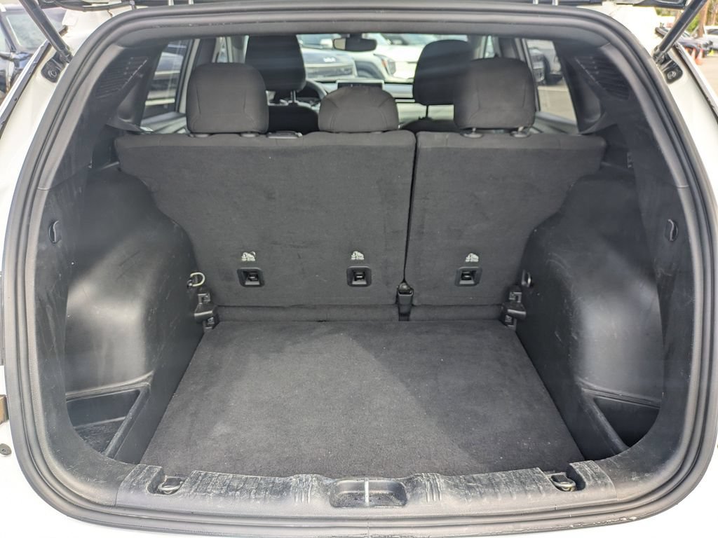 Used 2023 Jeep Compass Sport AWD/4WD image 12