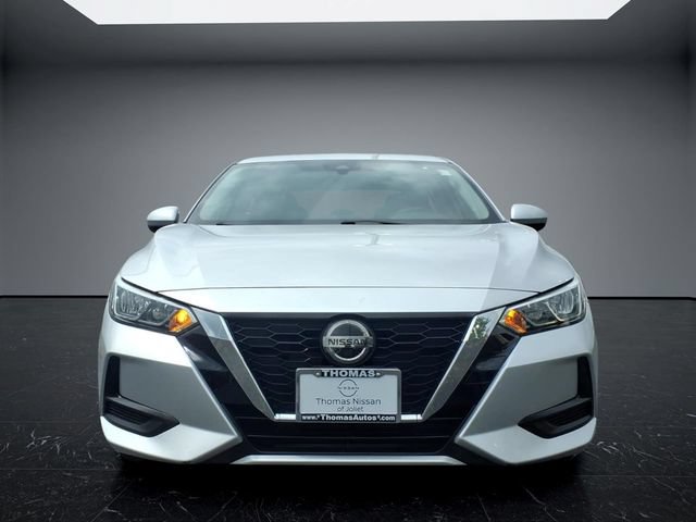 Used 2021 Nissan Sentra SV FWD image 2