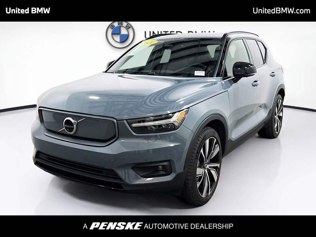 Used 2021 Volvo XC40 P8 Recharge w/ Advanced Package image 1