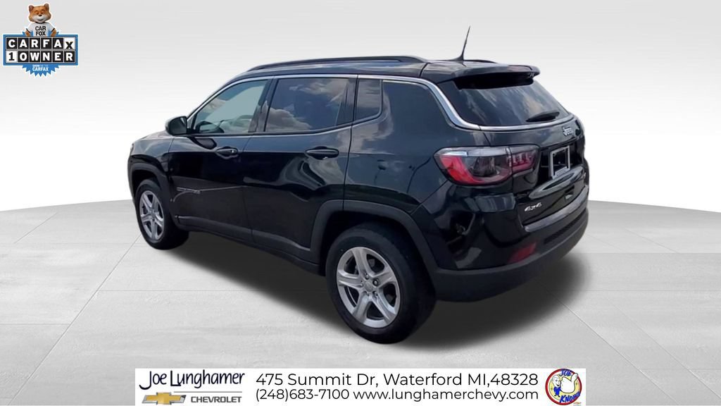 Used 2023 Jeep Compass Latitude w/ Convenience Group AWD/4WD image 7