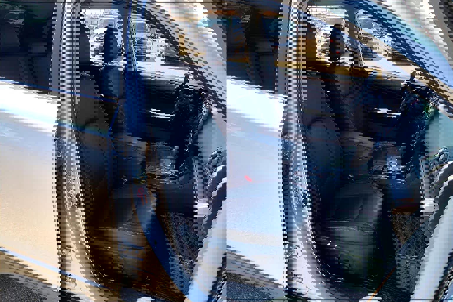 Used 2015 Subaru Outback 3.6R Limited image 9