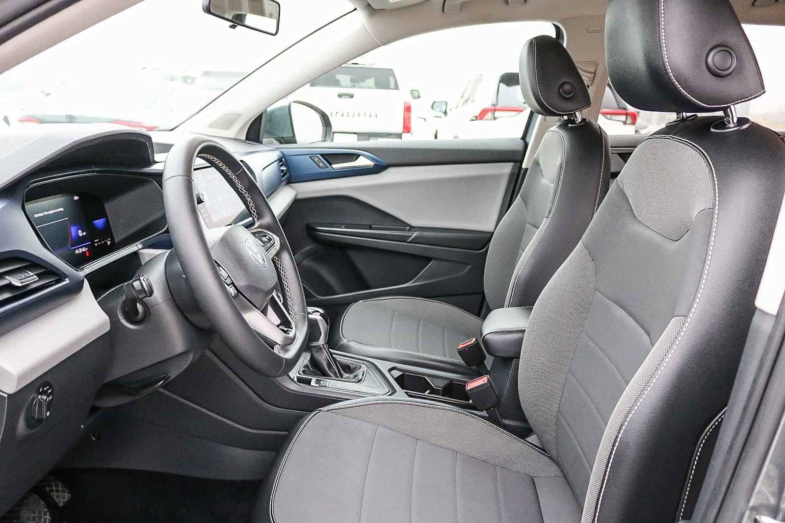 Used 2022 Volkswagen Taos SE image 17