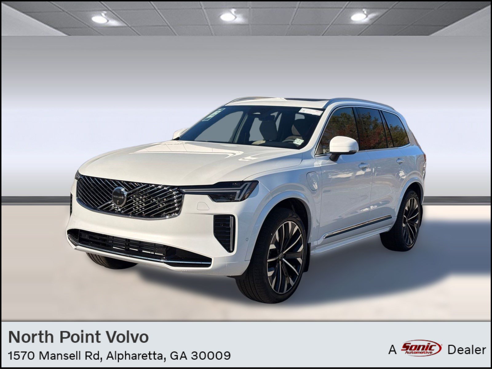 New 2026 Volvo XC90 T8 Plus w/ Protection Package AWD/4WD image 1