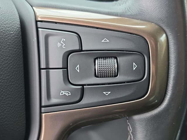 Used 2020 Chevrolet Silverado 1500 High Country w/ Technology Package image 17