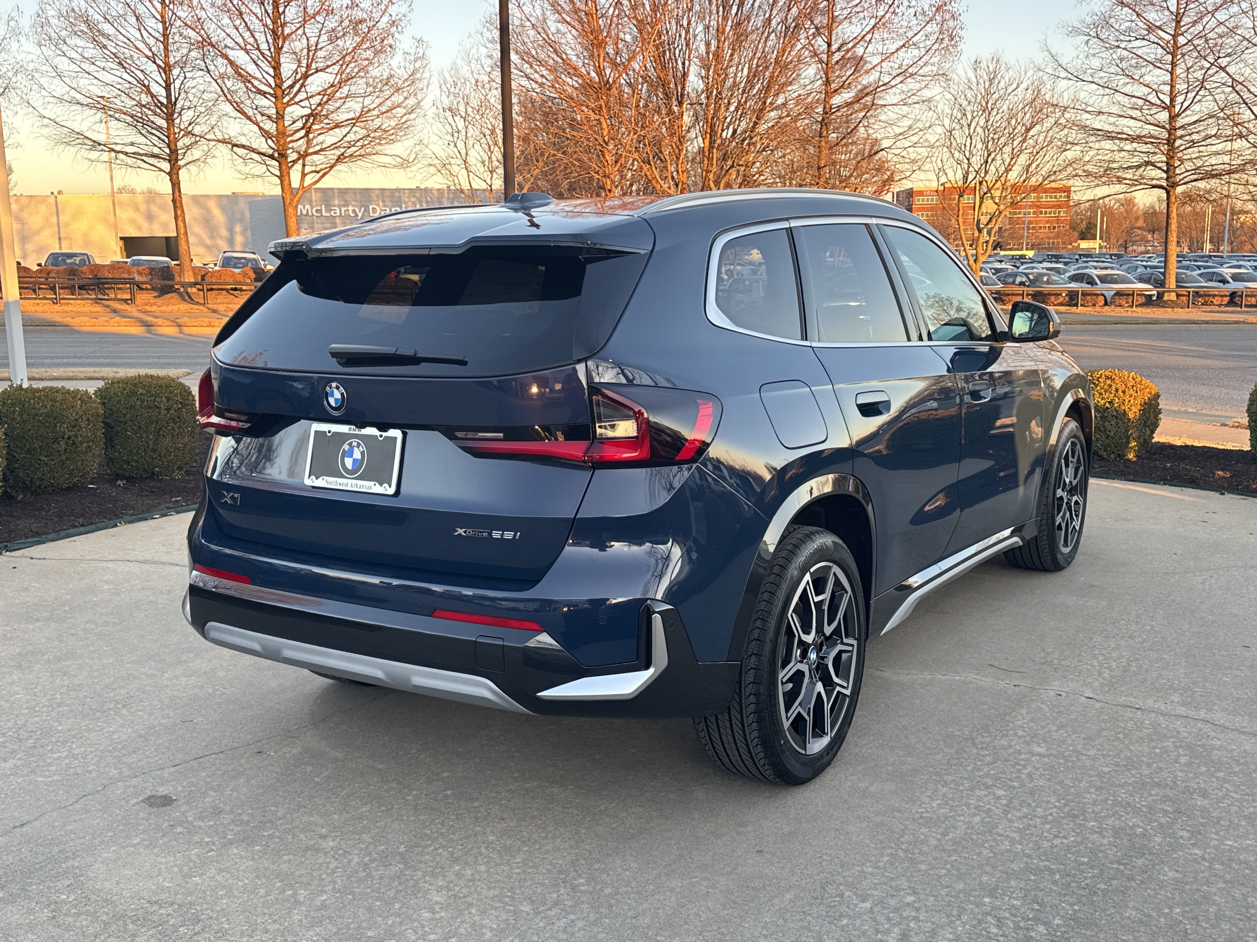 New 2026 BMW X1 xDrive28i w/ Technology Package AWD/4WD image 5