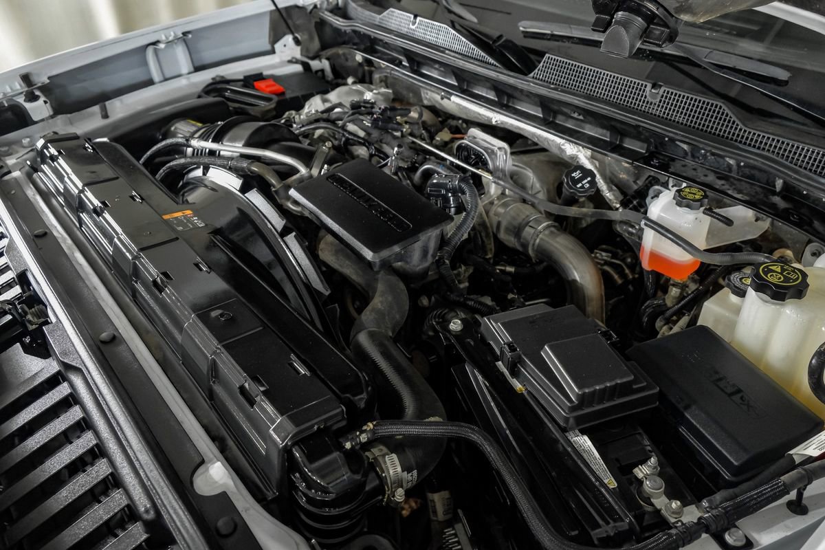 Used 2024 Chevrolet Silverado 2500 LT AWD/4WD image 49