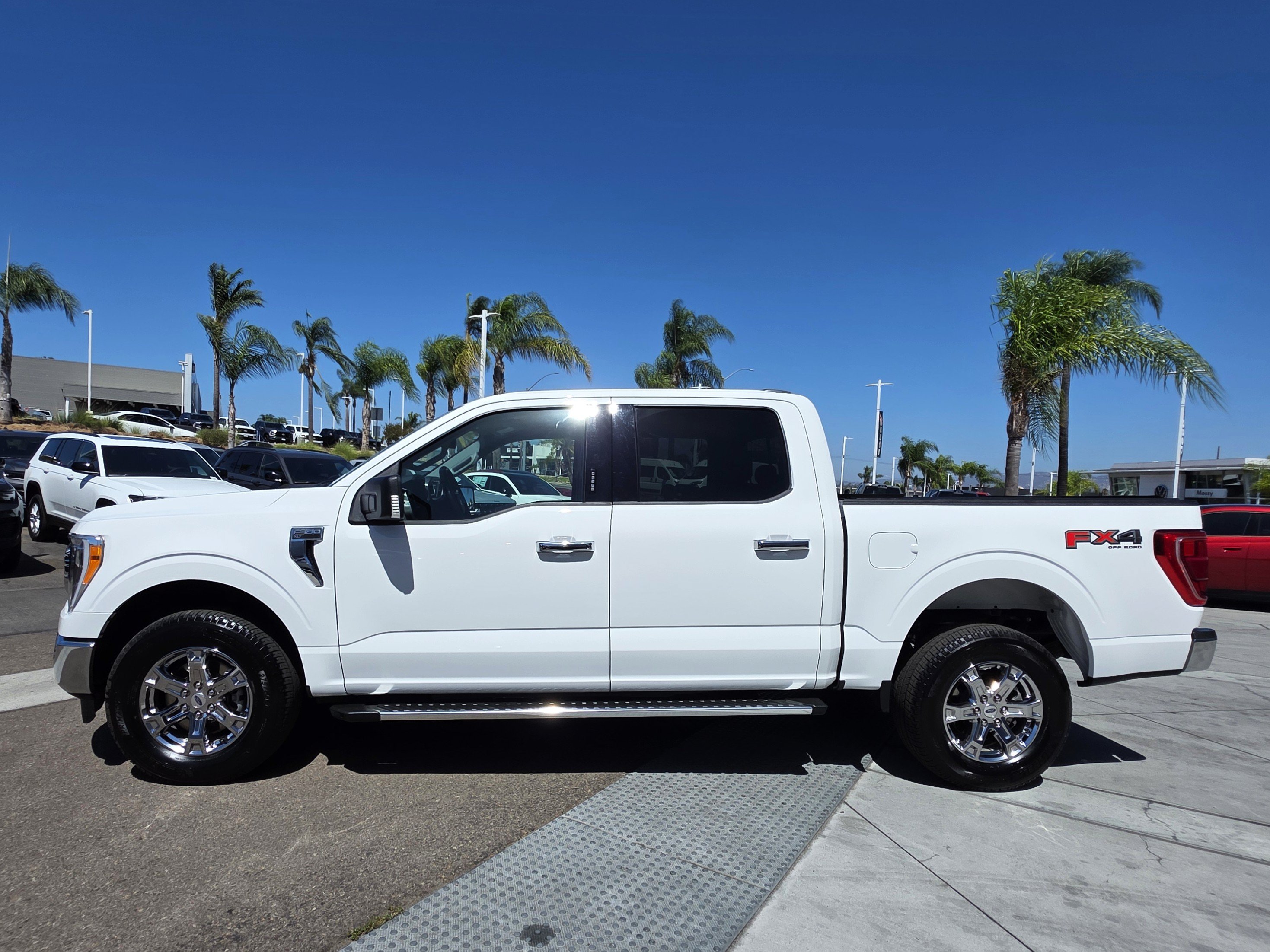 Used 2022 Ford F150 XLT w/ Equipment Group 302A High AWD/4WD image 2