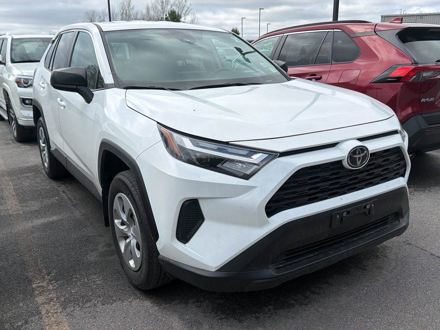 Used 2023 Toyota RAV4 LE image 3