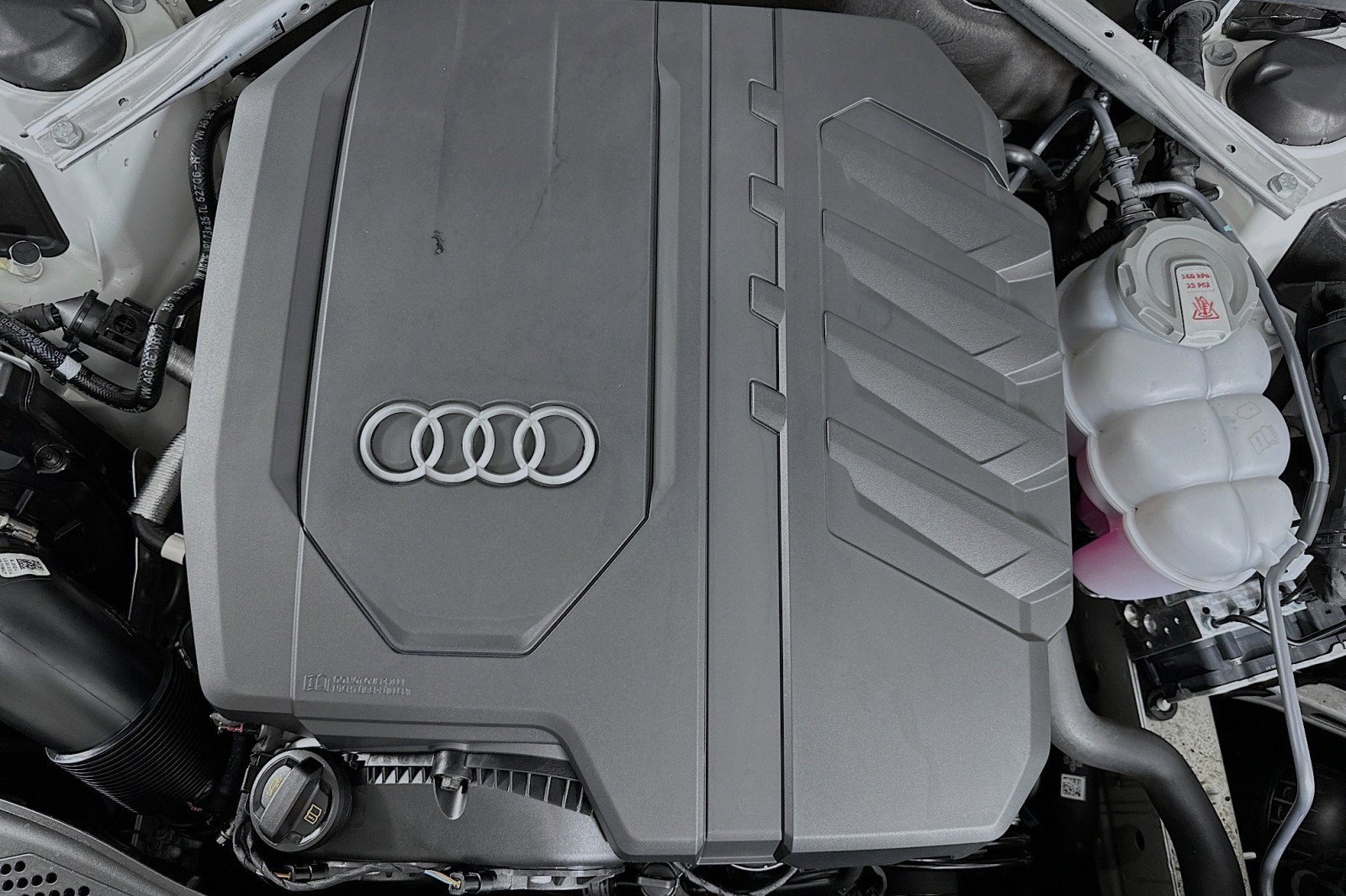 Used 2025 Audi A5 2.0T Premium Plus w/ Premium Plus image 13