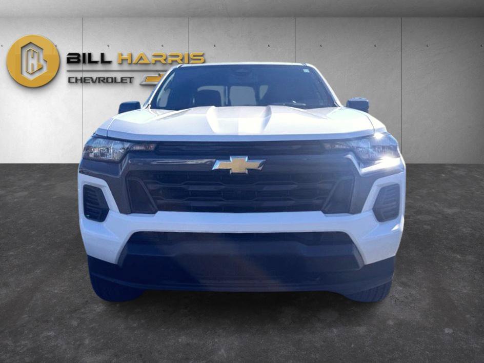 Used 2026 Chevrolet Colorado LT w/ LPO, Pro Essentials Package AWD/4WD image 2