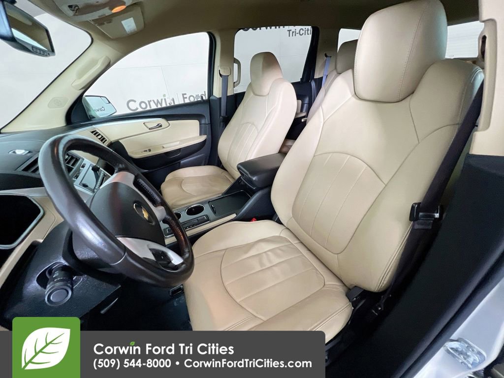 Used 2011 Chevrolet Traverse LTZ image 24