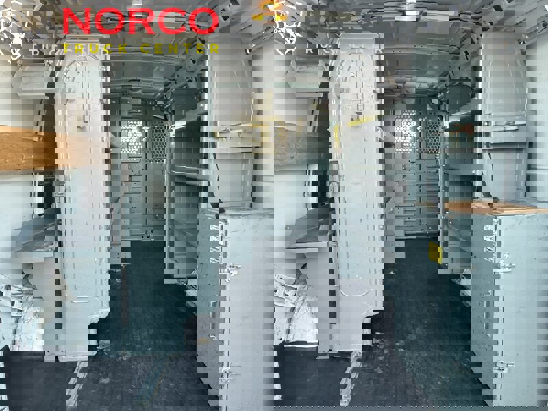 Used 2014 Chevrolet Express 2500 image 12