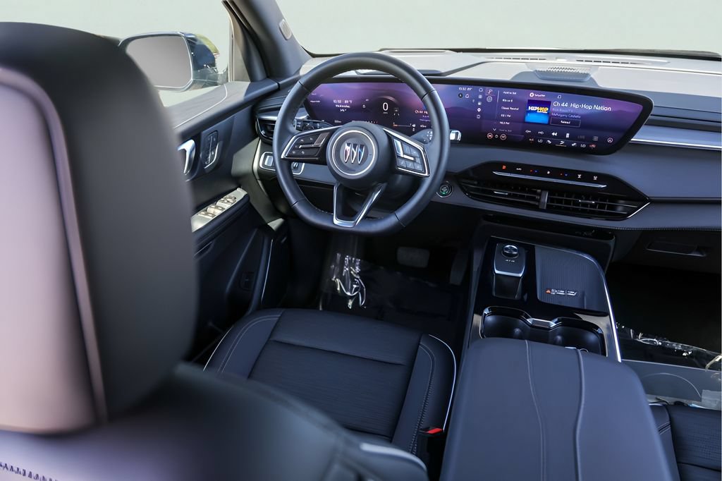 Used 2026 Buick Enclave Sport Touring w/ Power Package FWD image 27