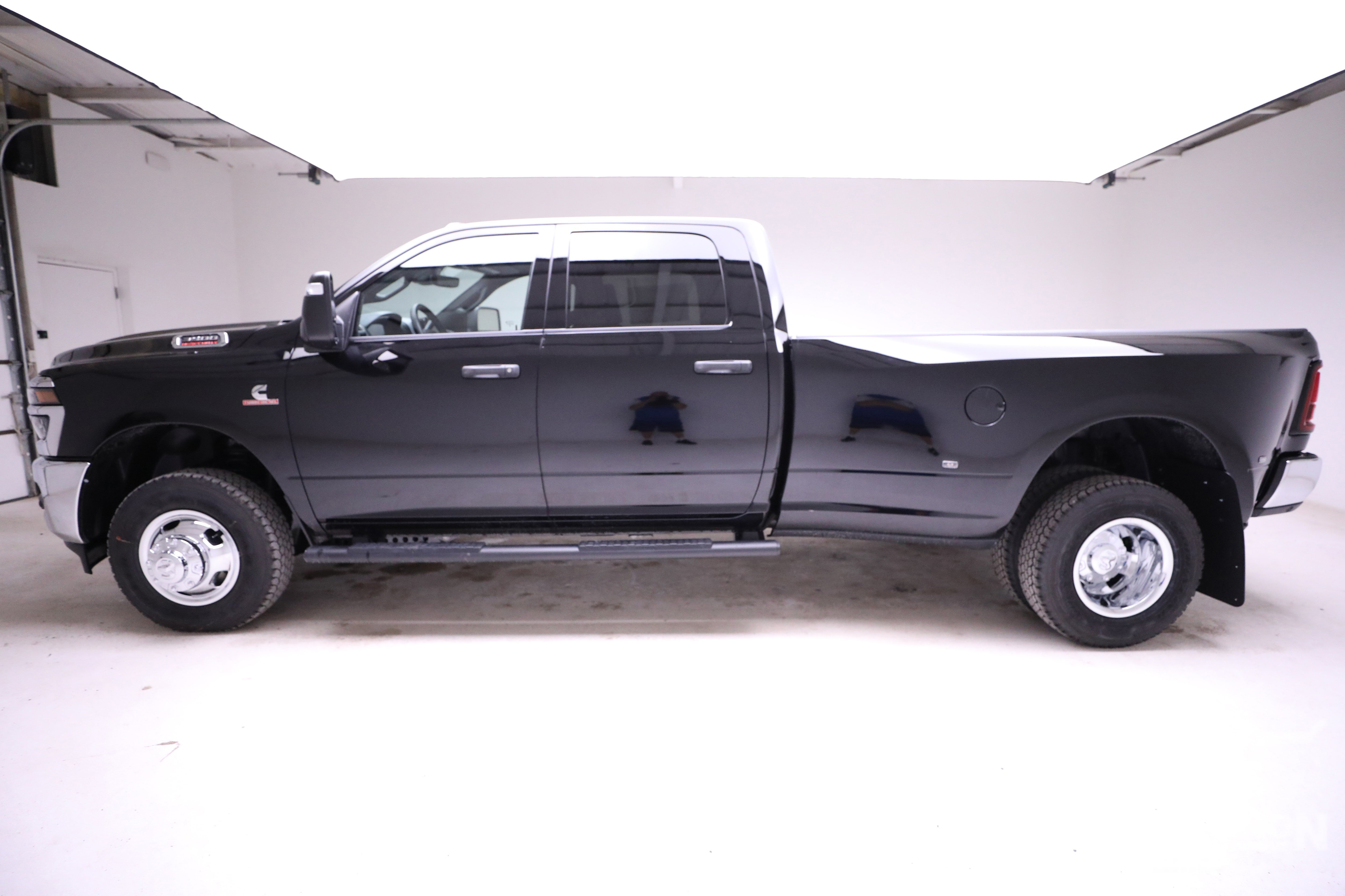 New 2026 RAM 3500 Tradesman AWD/4WD image 2