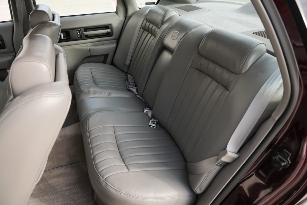 Used 1996 Chevrolet Impala SS RWD image 25