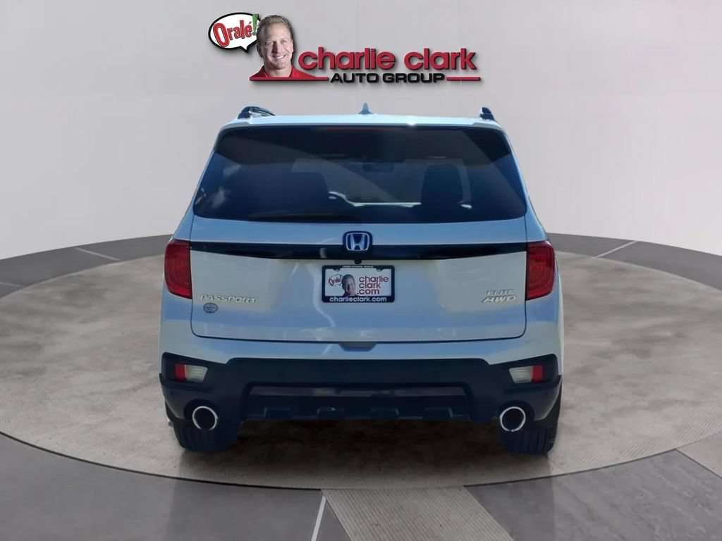 Used 2023 Honda Passport Elite image 4