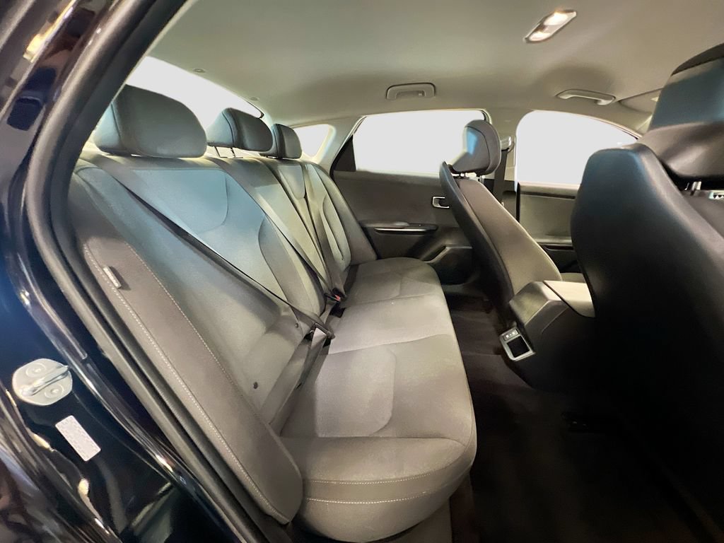Used 2025 Kia K4 FWD image 24