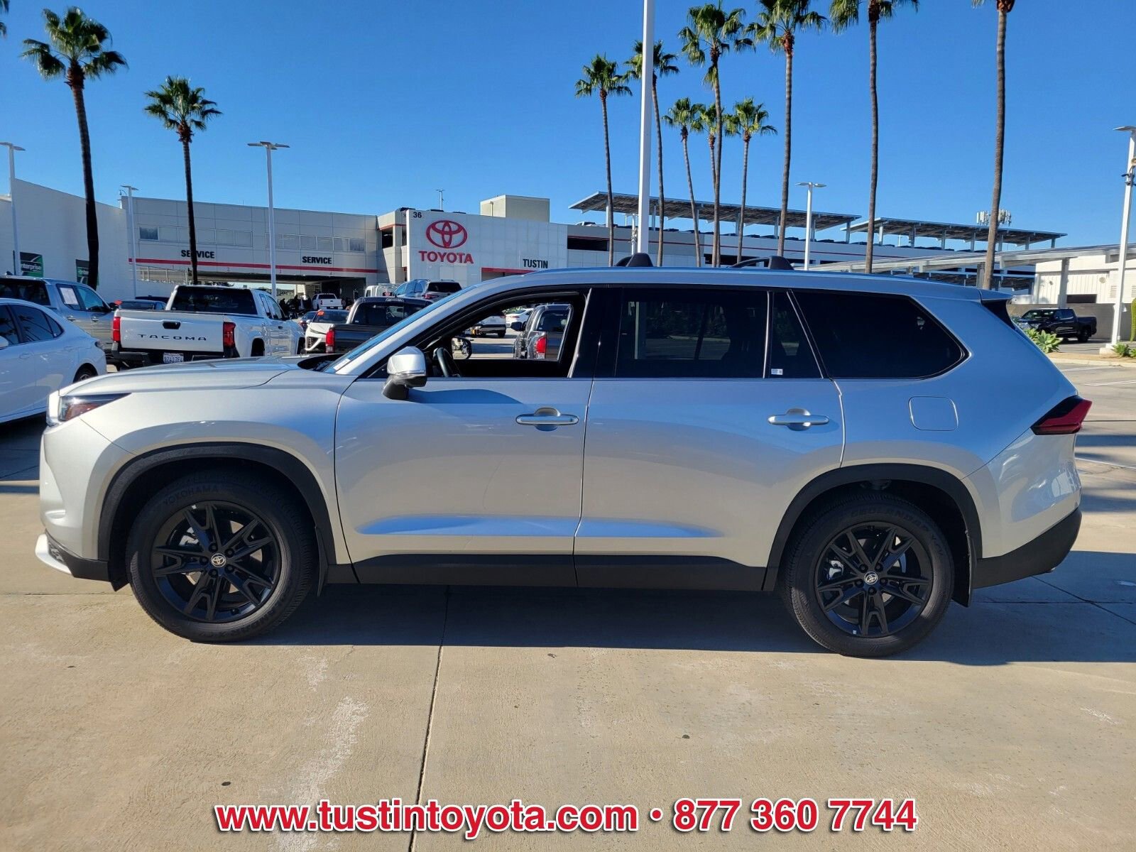 Certified 2024 Toyota Grand Highlander AWD Hybrid image 7