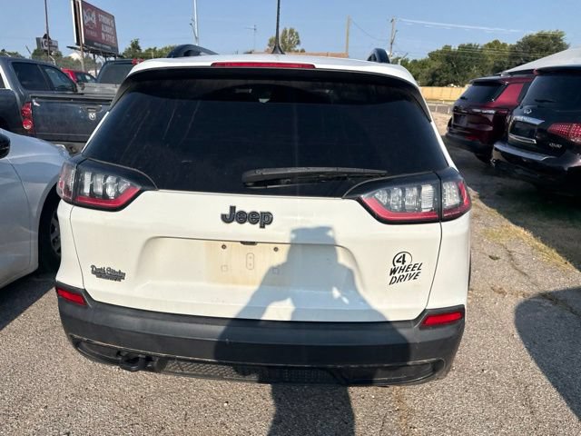 Used 2022 Jeep Cherokee Latitude AWD/4WD image 5