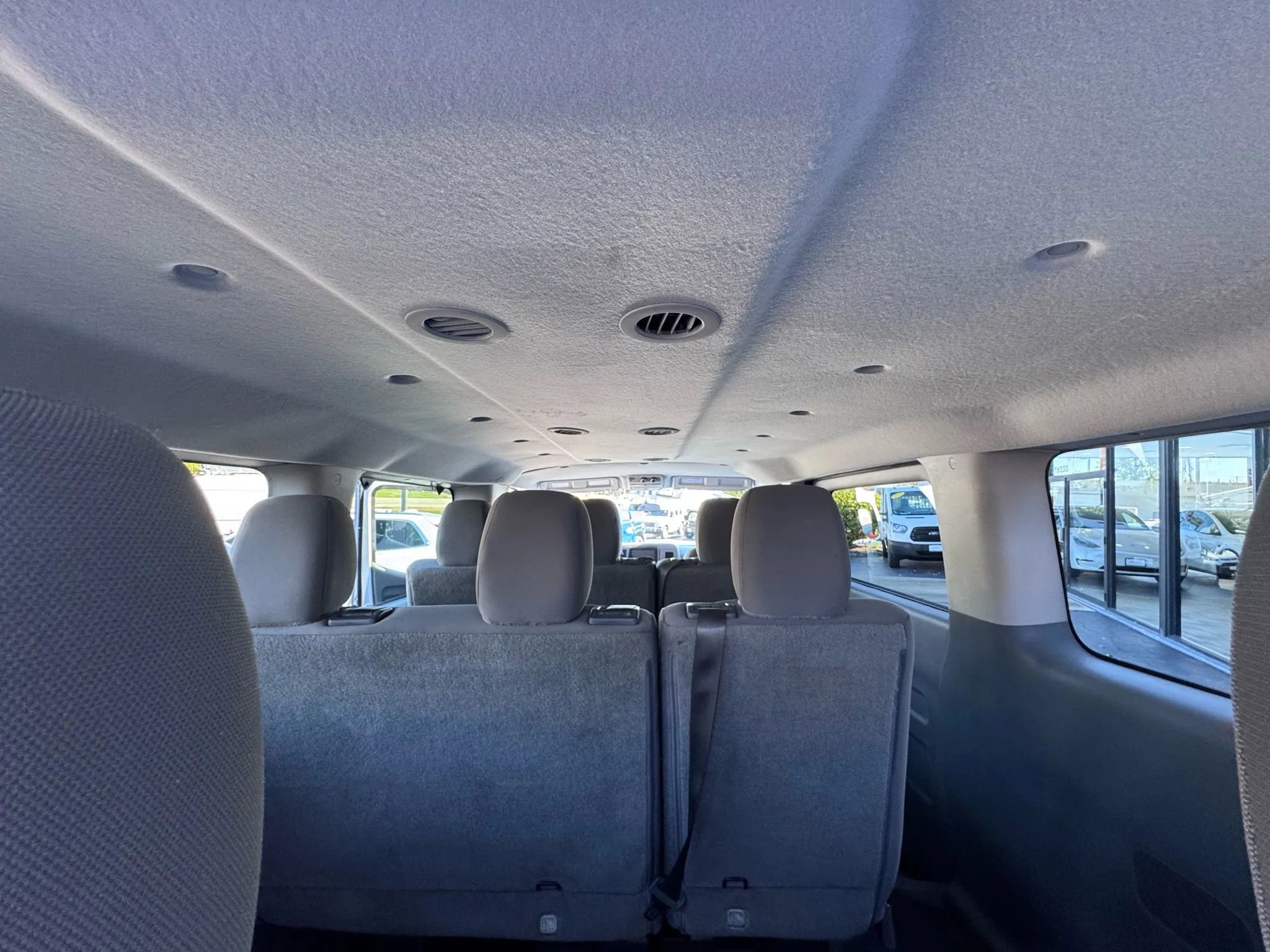 Used 2019 Nissan NV 3500 S image 18