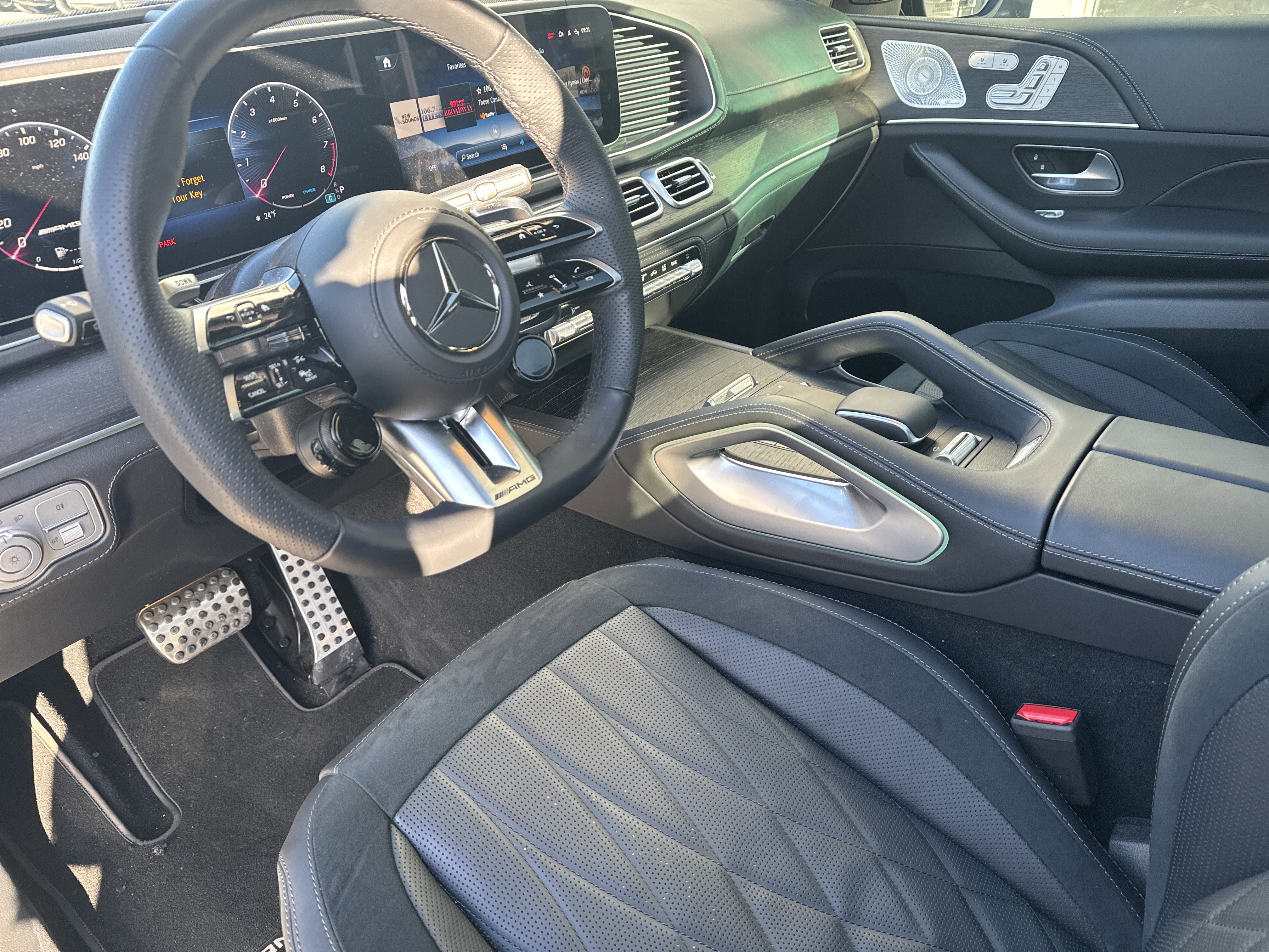 Used 2025 Mercedes-Benz GLE 63 AMG S image 24