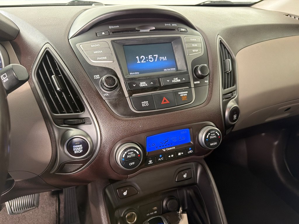 Used 2015 Hyundai Tucson Limited AWD/4WD image 14