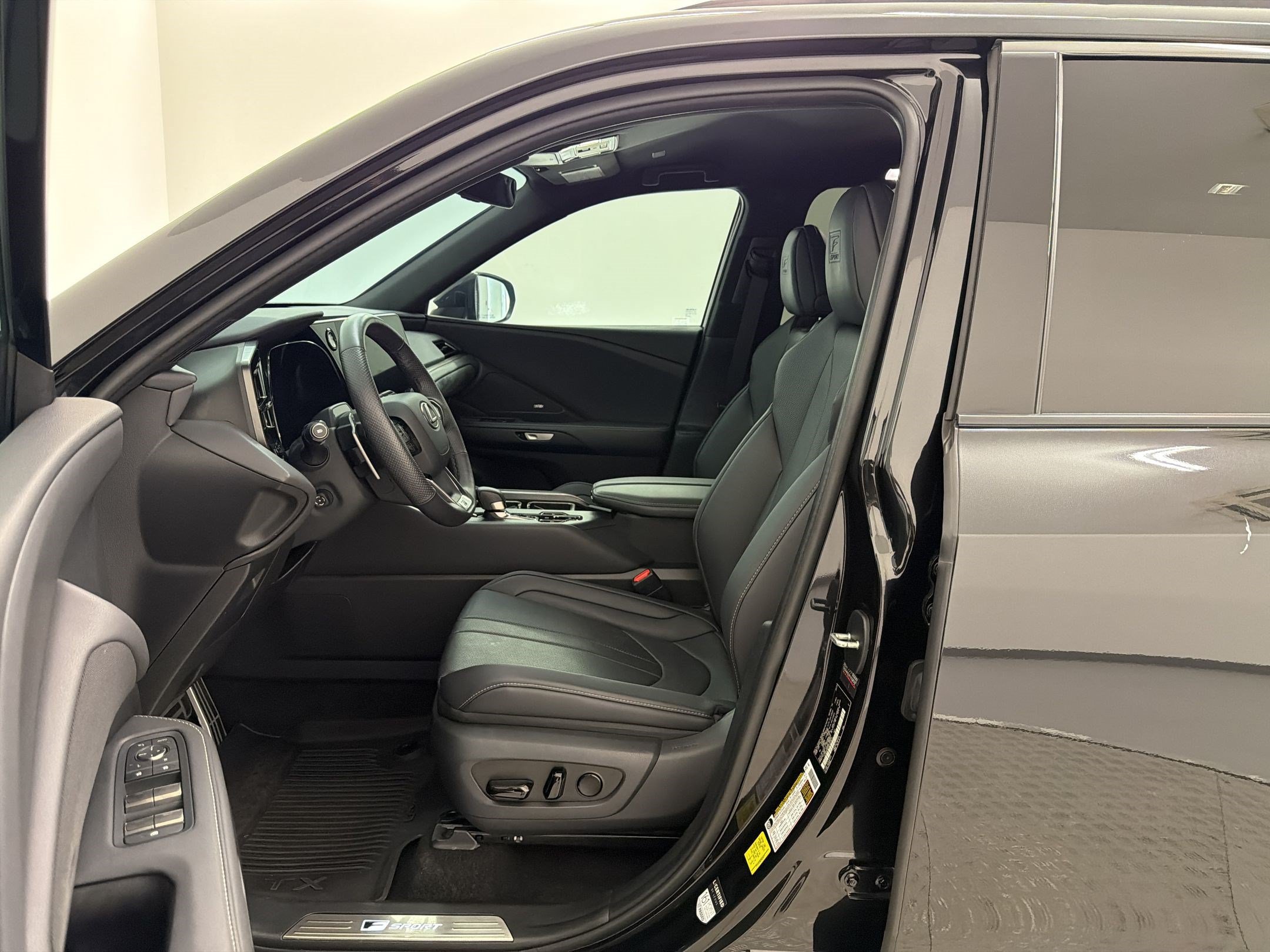 Certified 2024 Lexus TX 500h AWD w/ Technology Package image 5