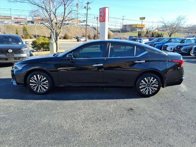 Certified 2024 Nissan Altima 2.5 SV image 12