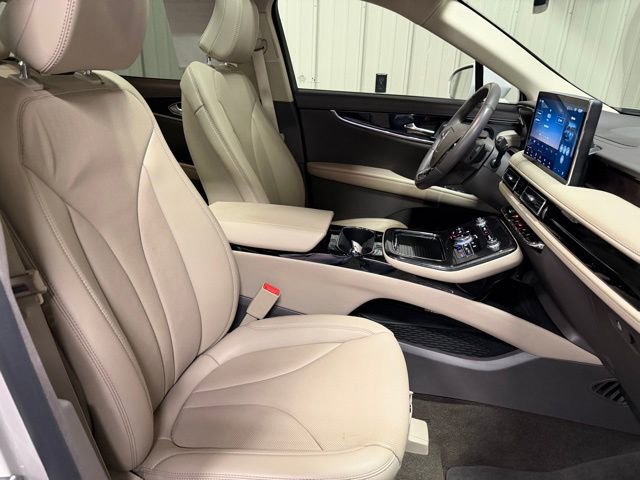 Used 2023 Lincoln Nautilus Reserve w/ Equipment Group 201A image 29