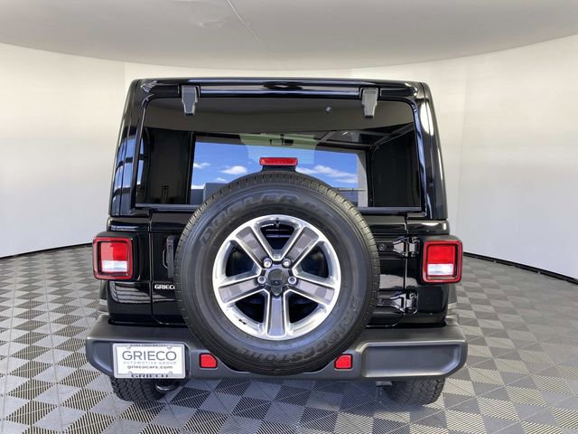 Used 2022 Jeep Wrangler Unlimited Sahara AWD/4WD image 7