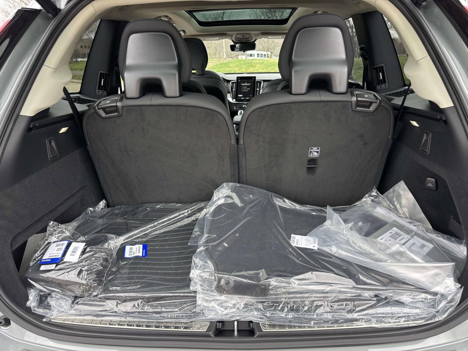 New 2026 Volvo XC90 B6 Plus w/ Protection Package Premier image 9