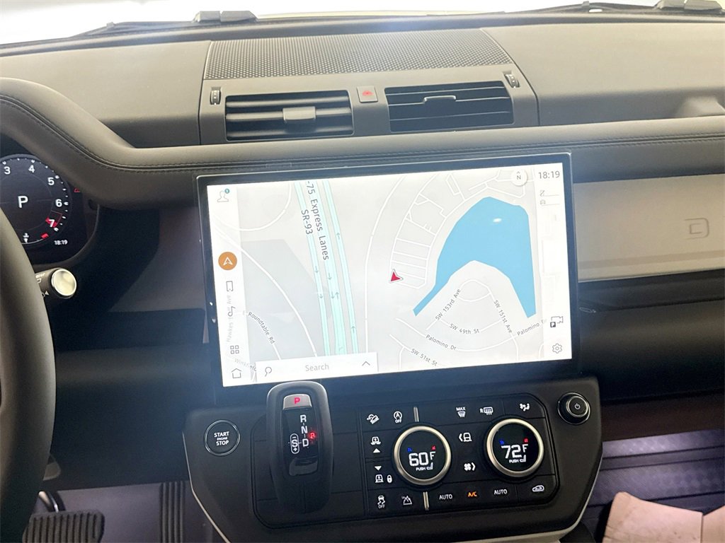 New 2026 Land Rover Defender 110 X-Dynamic SE image 13