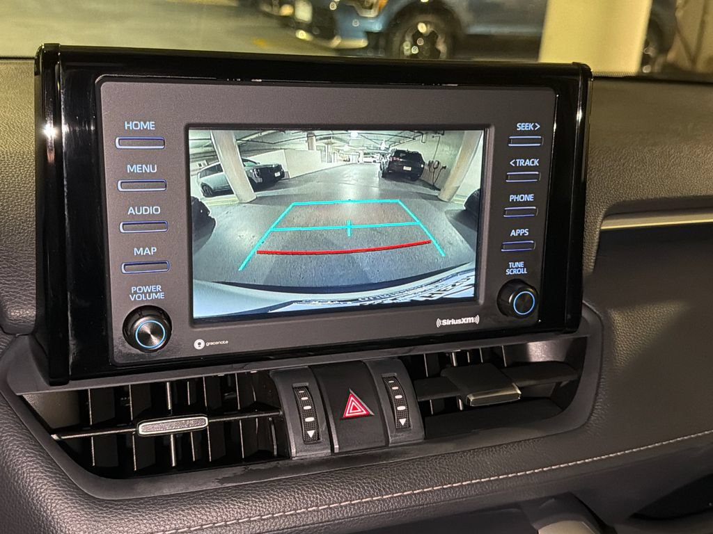 Used 2022 Toyota RAV4 XLE Premium AWD/4WD image 28