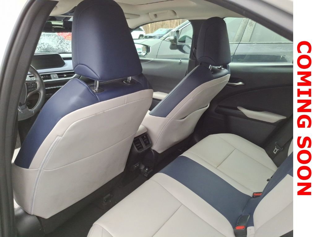 Used 2021 Lexus UX 250h w/ Premium Package image 15