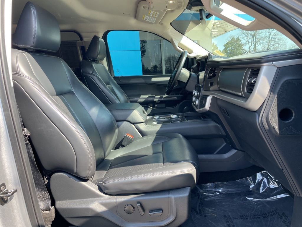 Used 2022 Ford Expedition Max XLT AWD/4WD image 26
