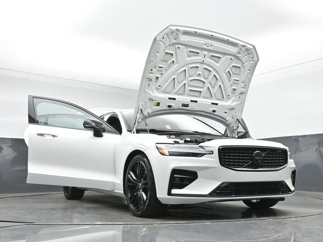 Used 2024 Volvo S60 B5 Plus w/ Climate Package FWD image 55