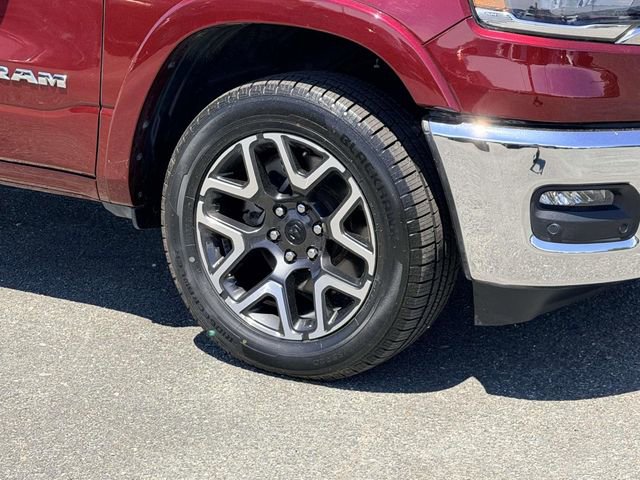 Used 2025 RAM 1500 Laramie AWD/4WD image 5